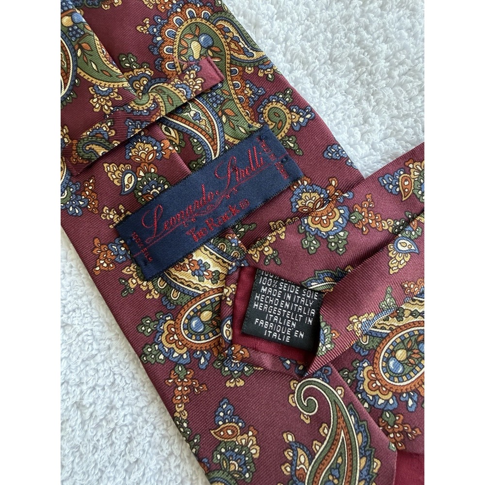 Leonardo Itrelli Tie Rack	Vintage Burgundy Bordeaux Paisley Print 100% Silk Tie